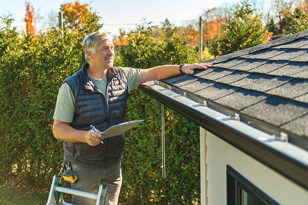 Professional Metal Roofing technician working in Peru, IN